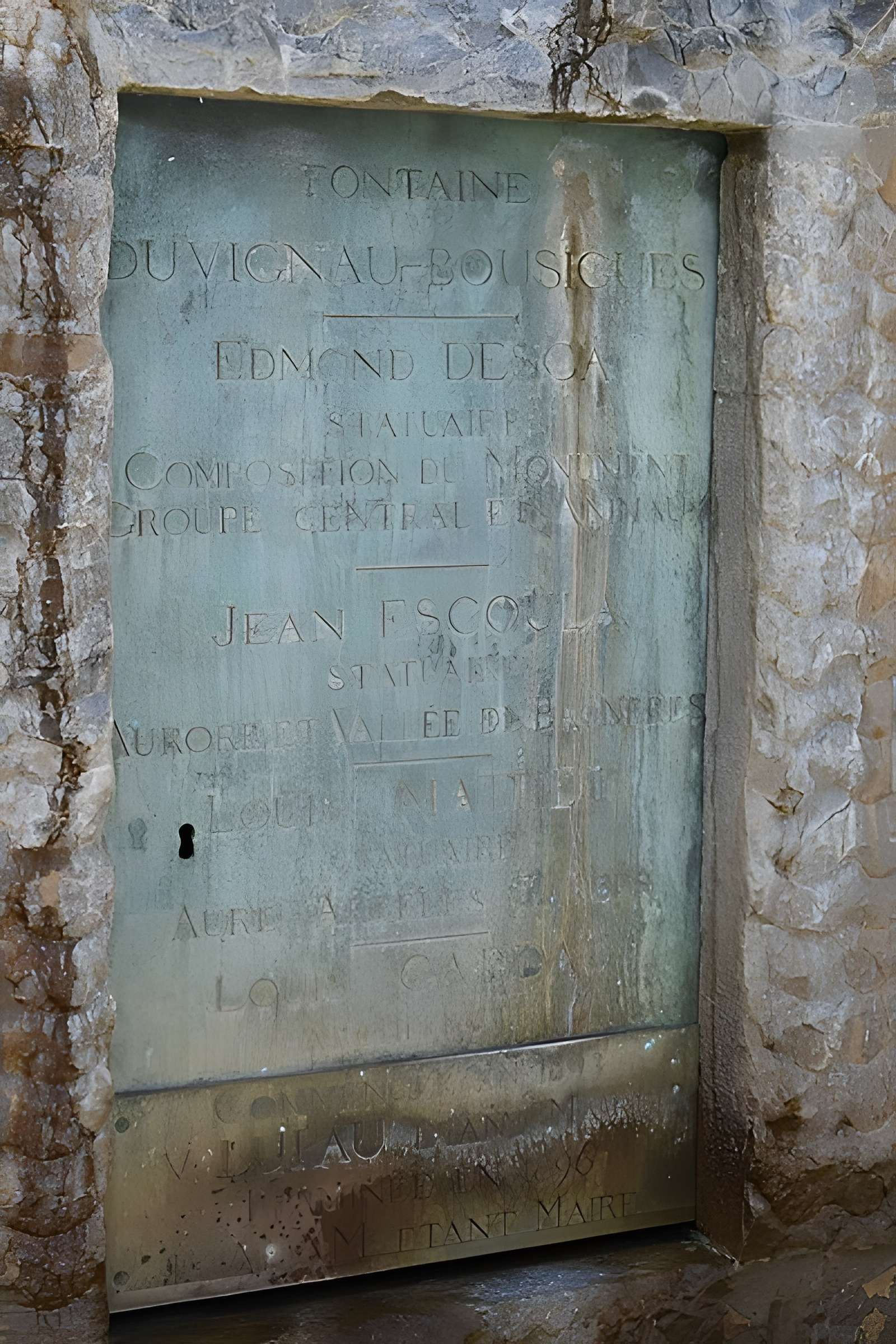 Fontaine Duvignau-Bousigues dite « des Quatre-Vallées »