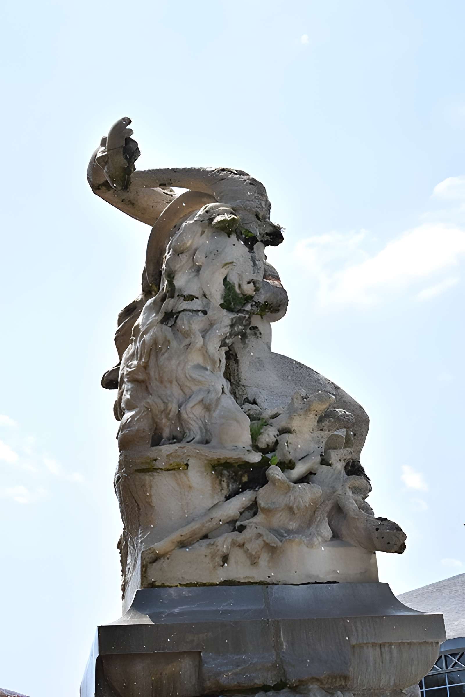 Fontaine Duvignau-Bousigues dite « des Quatre-Vallées »