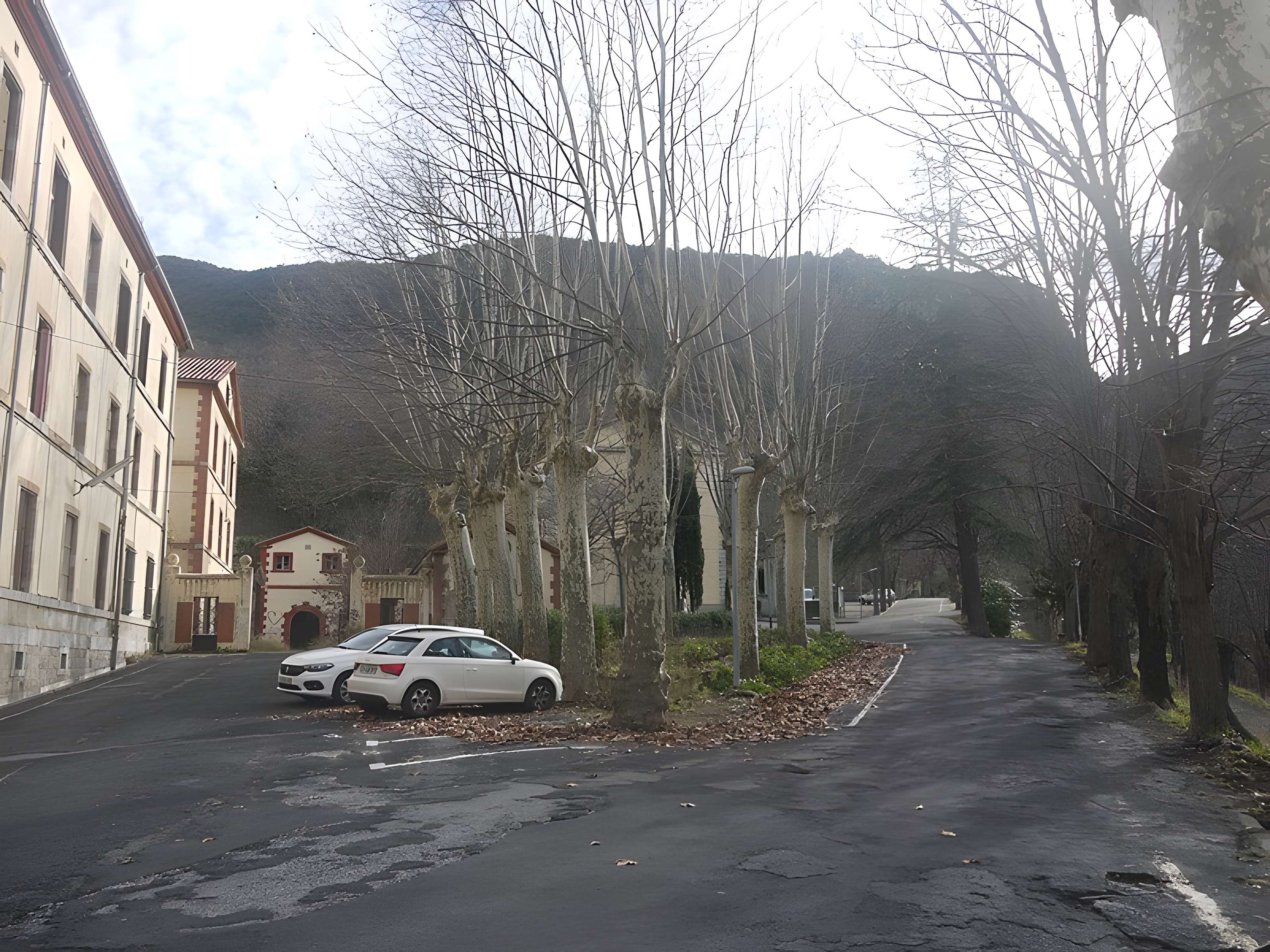 Ancien hôpital thermal des armées