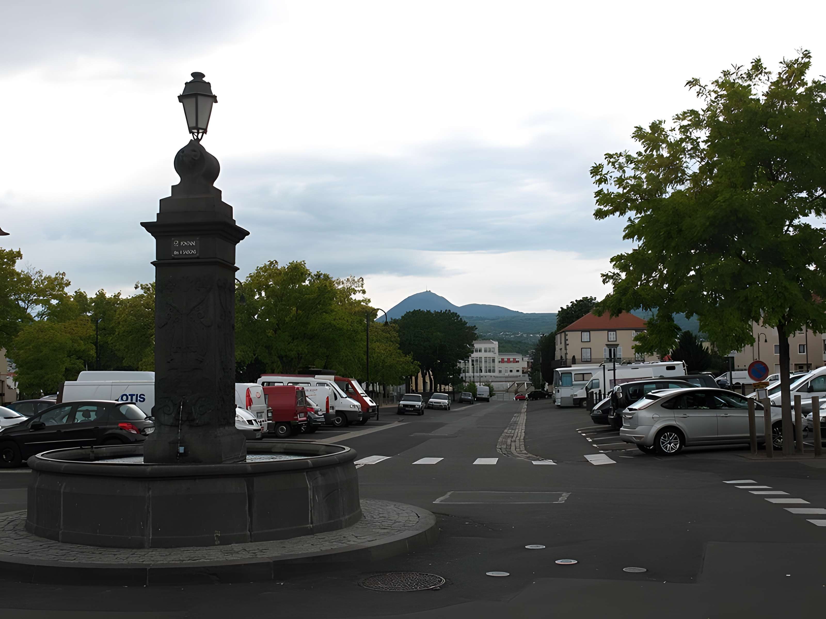 Fontaine des Quatre-Saisons de Clermont-Ferrand