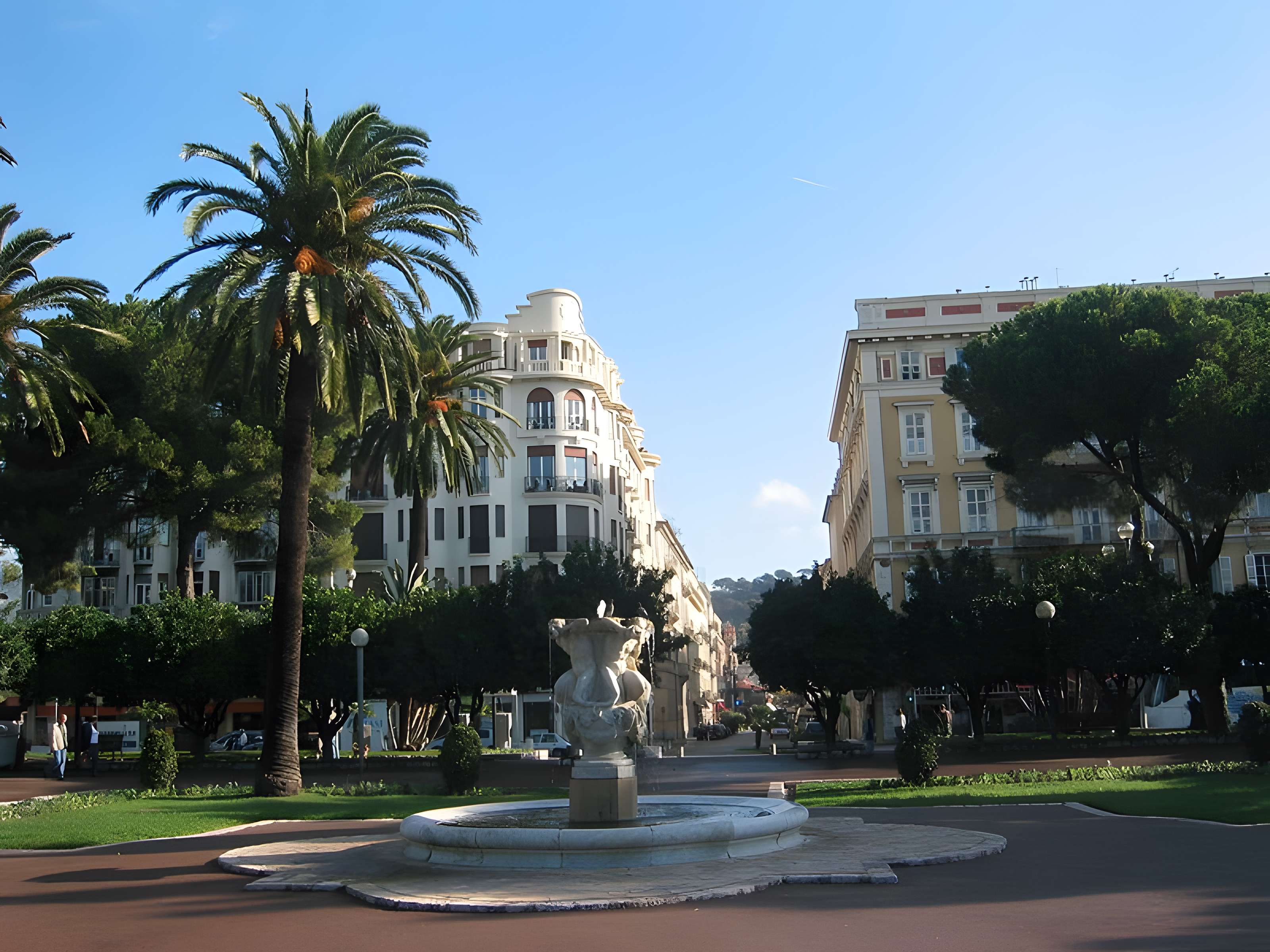 Fontaine des Tritons de Nice  
