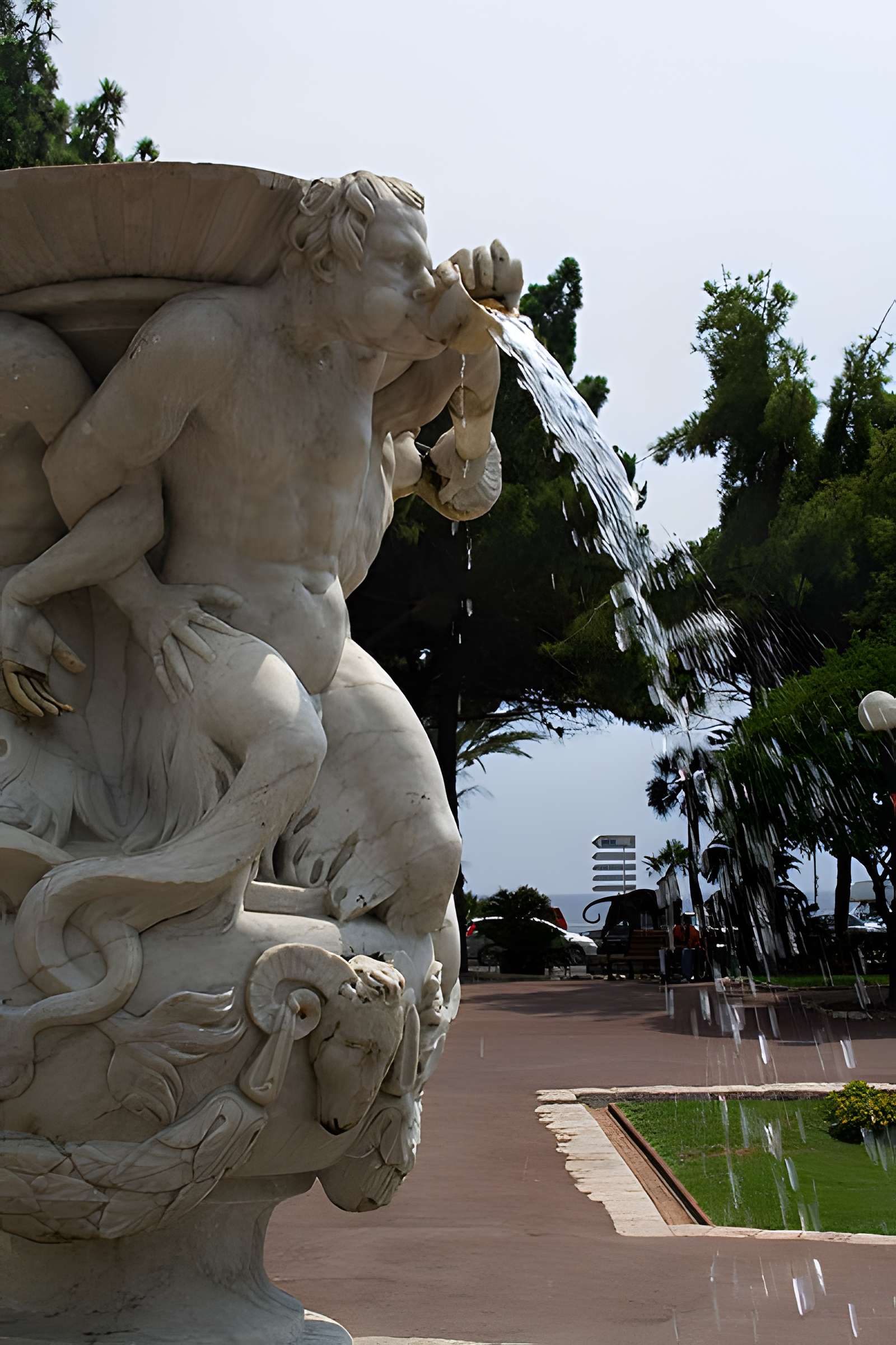 Fontaine des Tritons de Nice 