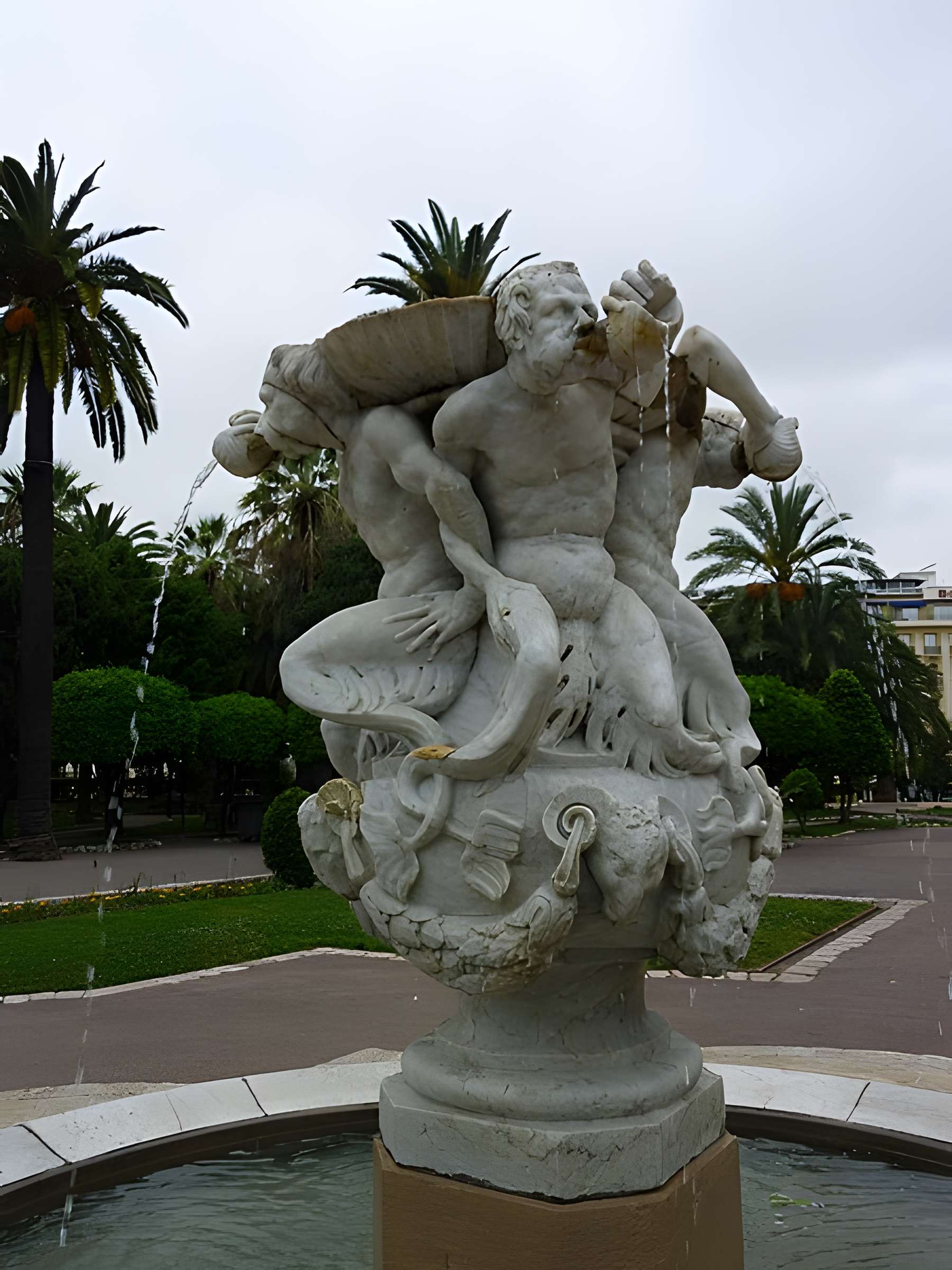 Fontaine des Tritons de Nice 
