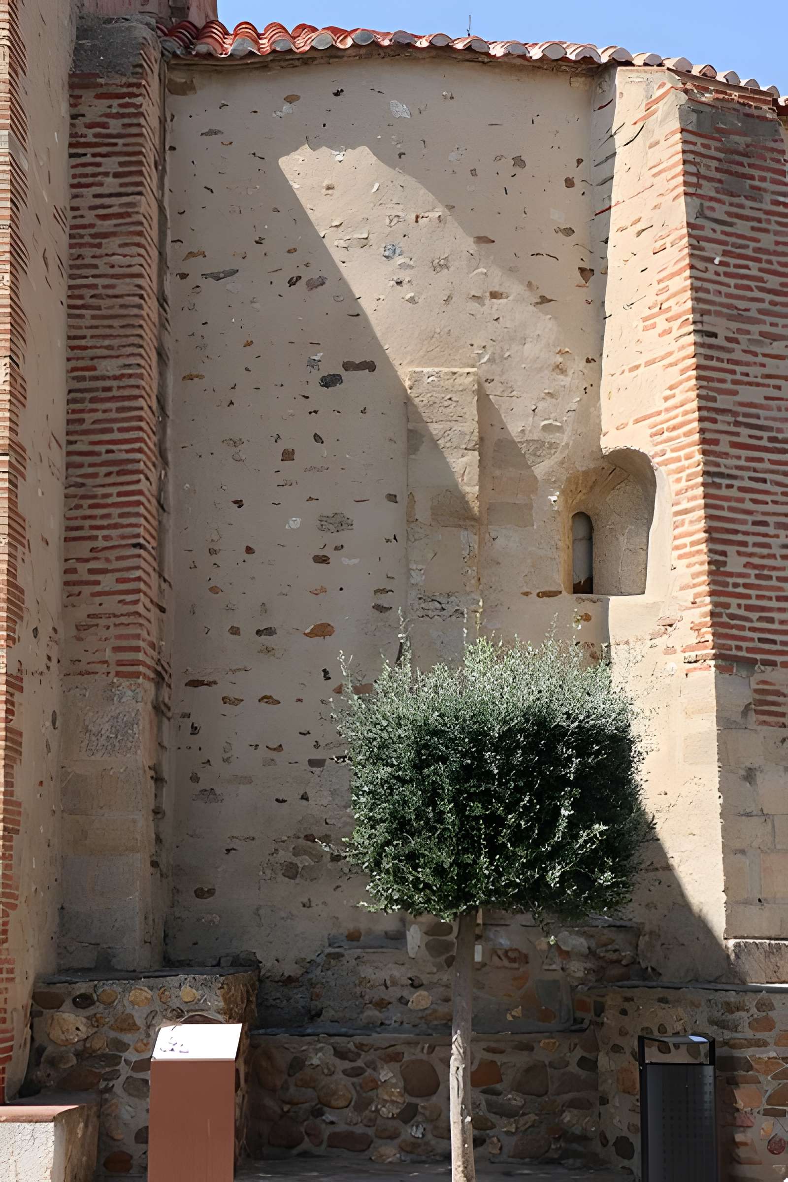 Eglise Saint-Cyr-et-Sainte-Julitte