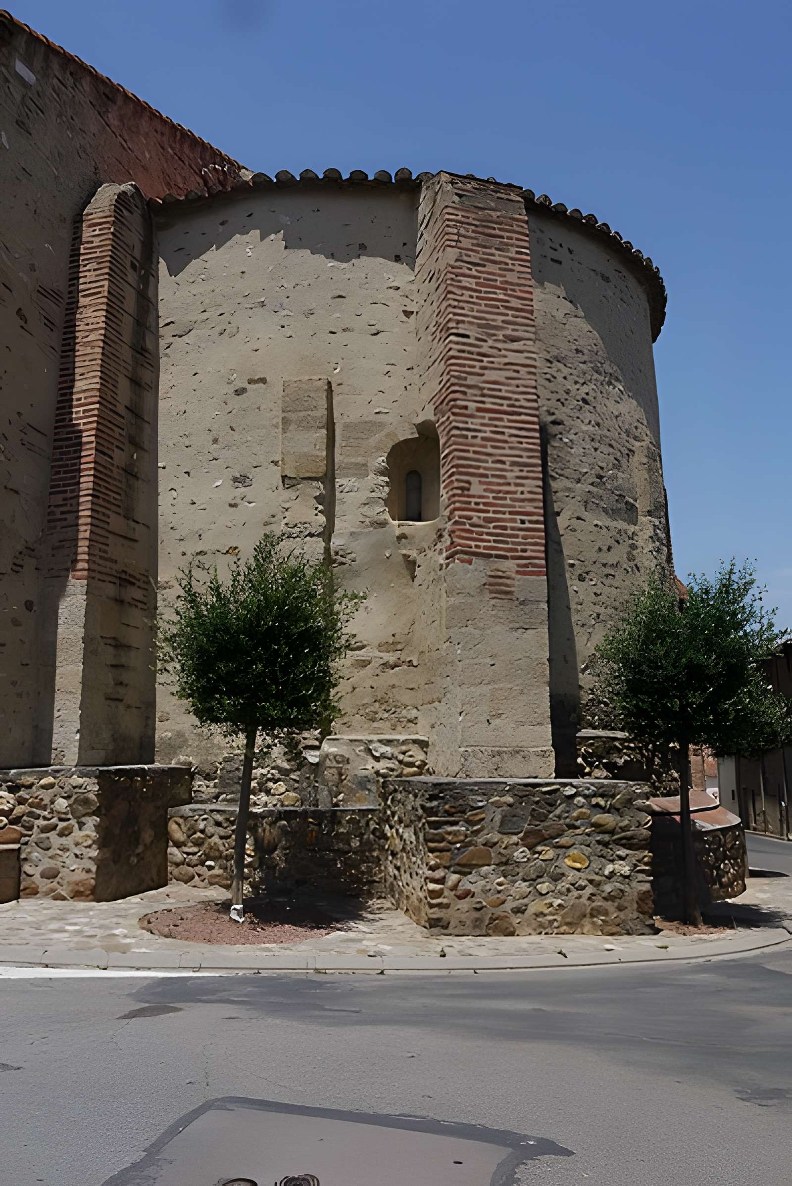 Eglise Saint-Cyr-et-Sainte-Julitte