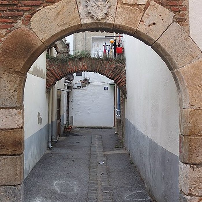 Photo de Arc sur limpasse
