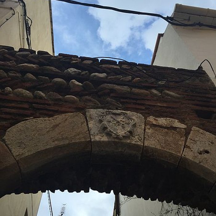 Photo de Arc sur limpasse