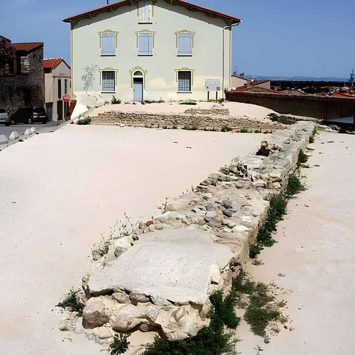 Photo de Vestiges de la cathédrale primitive