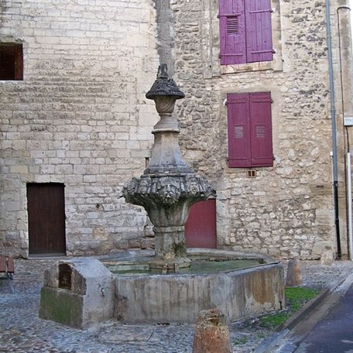 Photo de Fontaine du Gigot de Pernes-les-Fontaines