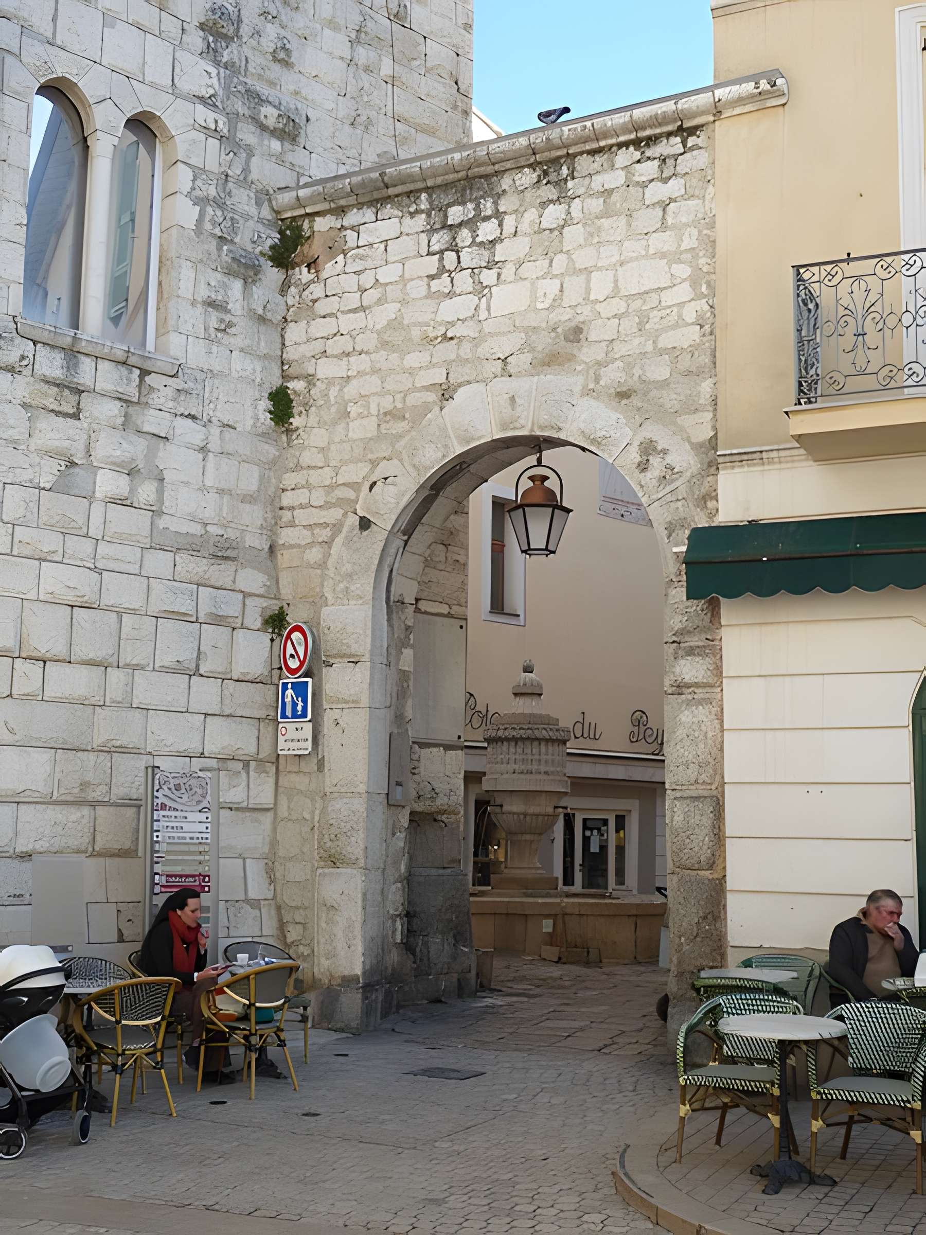 Fontaine du Peyra à Vence