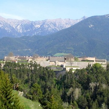 Ensemble des remparts de la citadelle