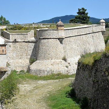 Ensemble des remparts de la citadelle