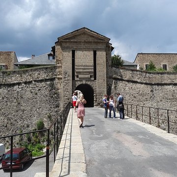 Ensemble des remparts de la citadelle