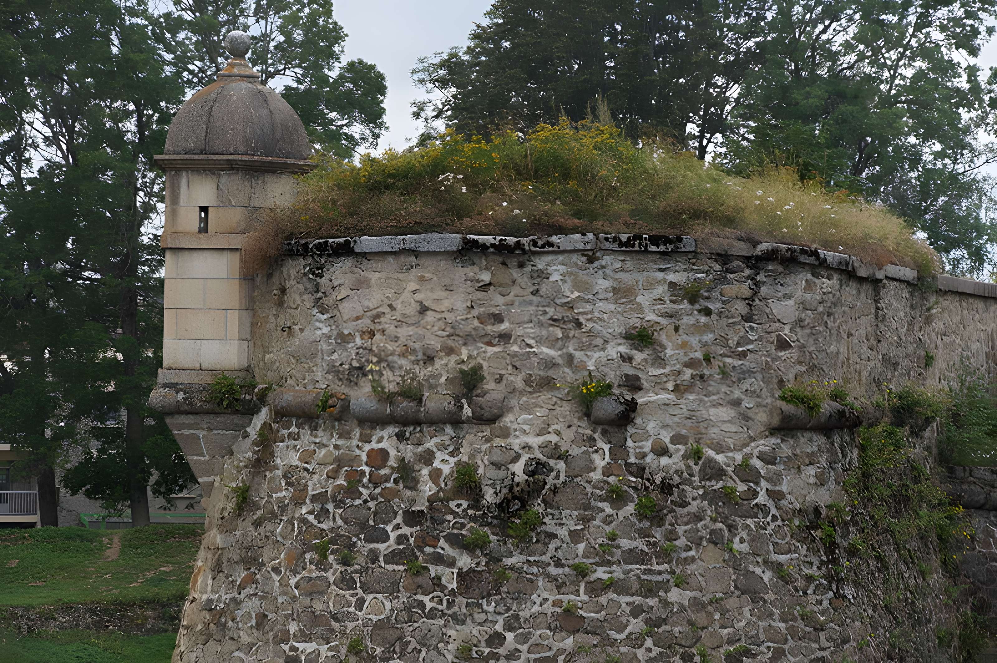 Ensemble des remparts de la citadelle