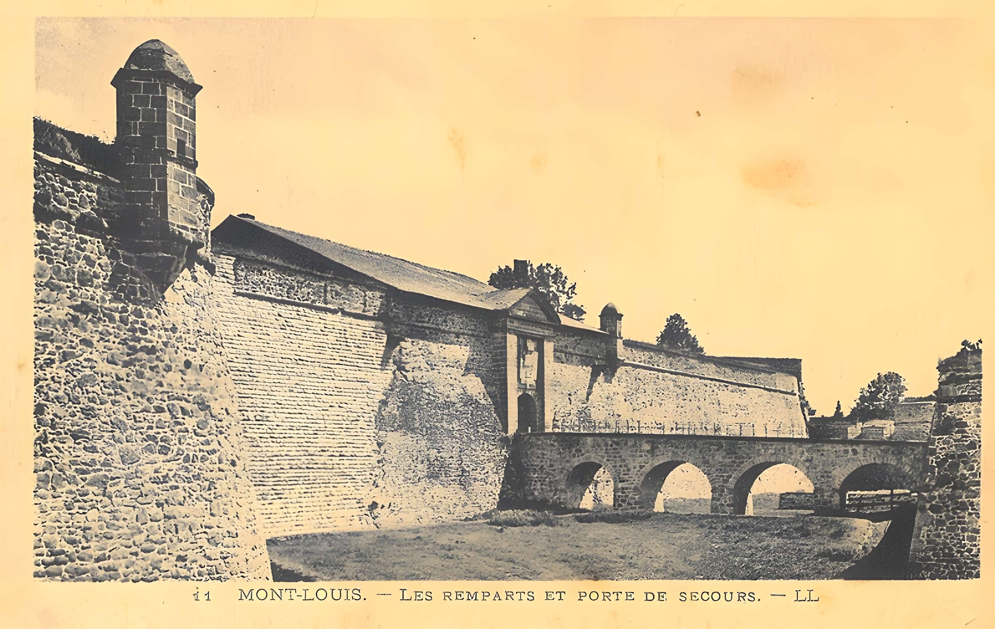 Ensemble des remparts de la citadelle
