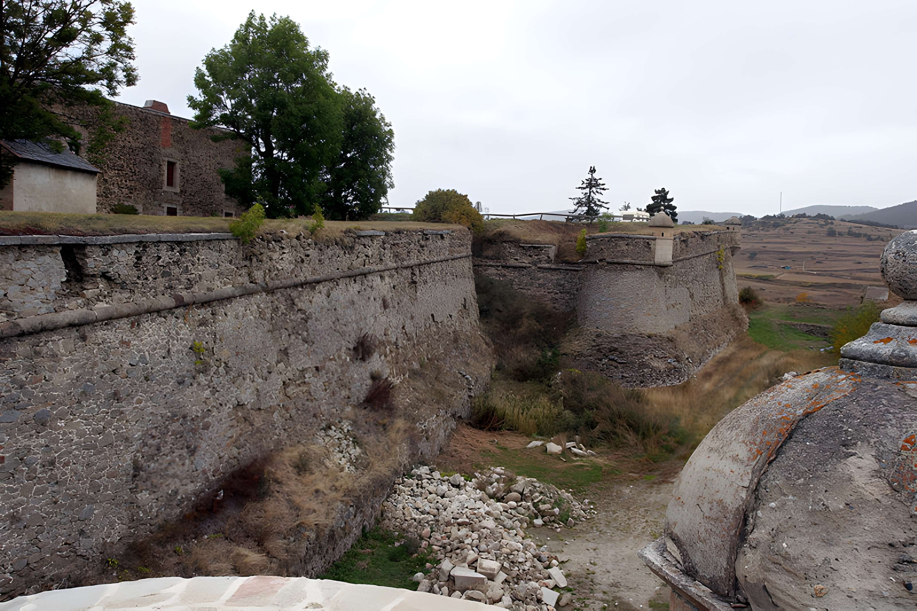 Ensemble des remparts de la citadelle