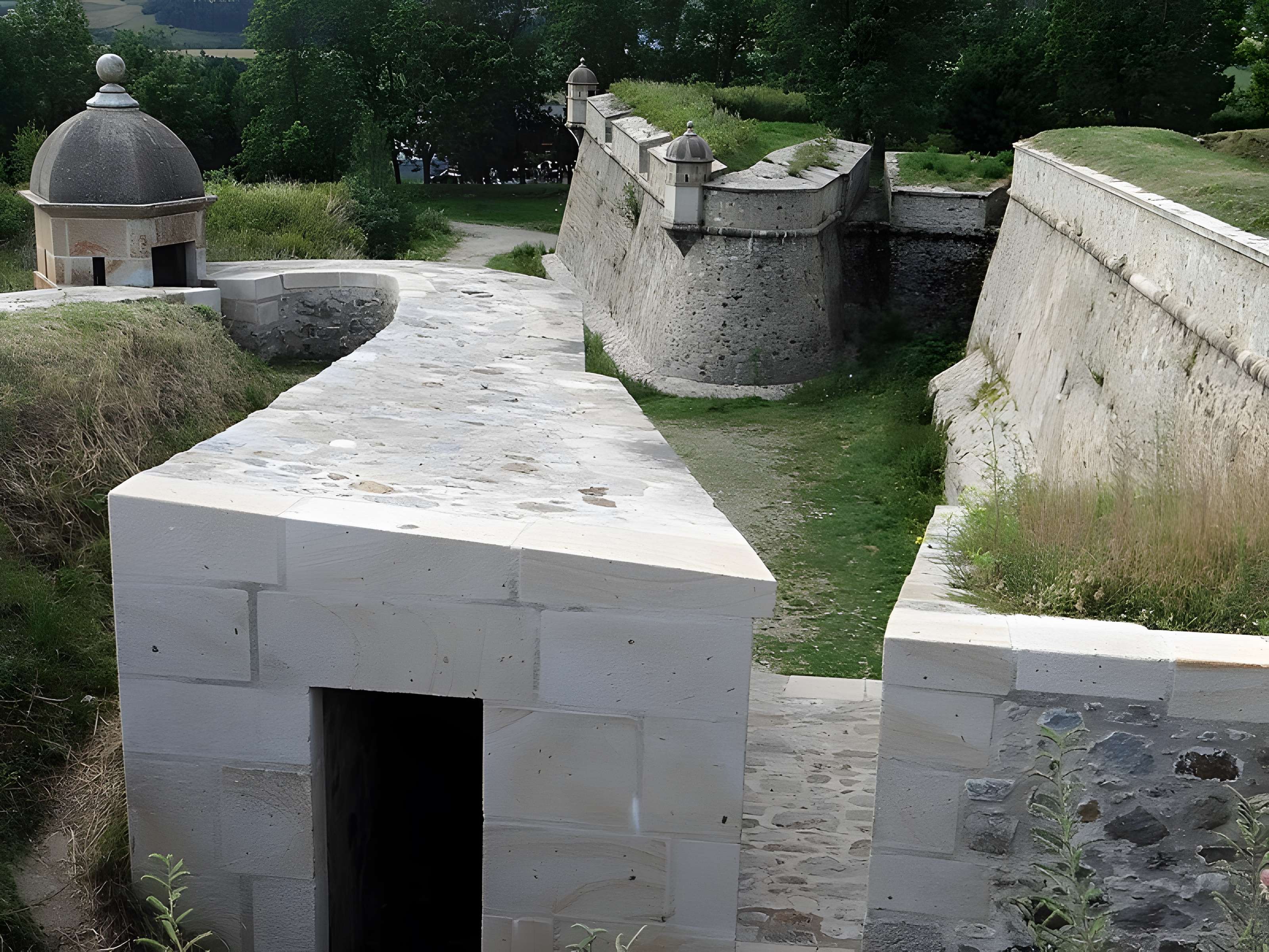 Ensemble des remparts de la citadelle