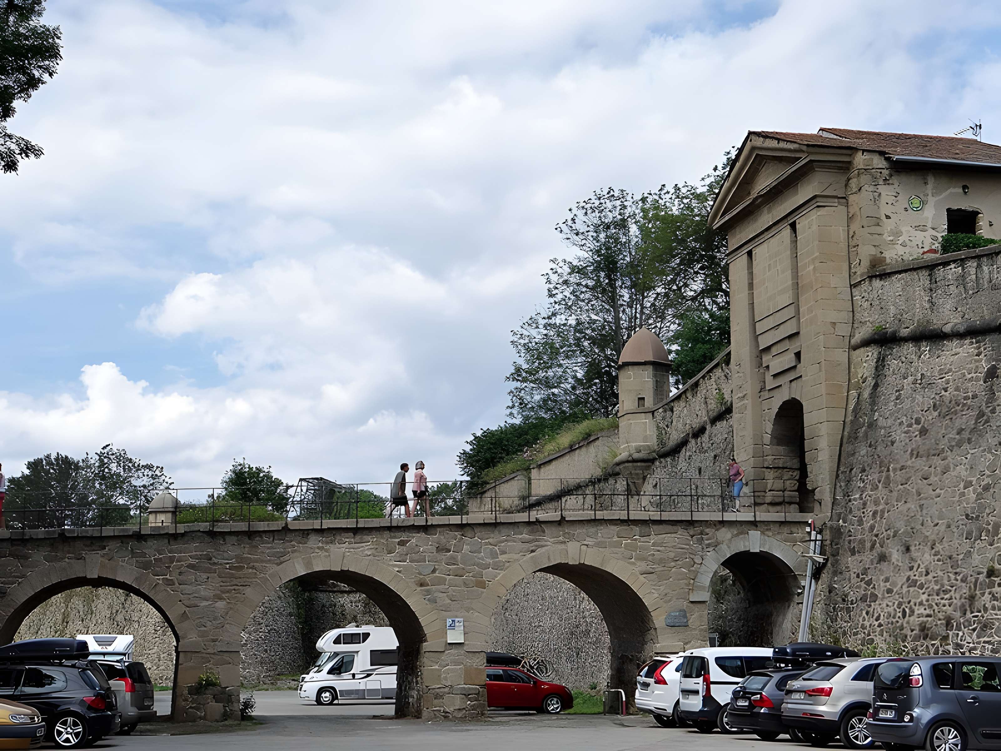 Ensemble des remparts de la citadelle