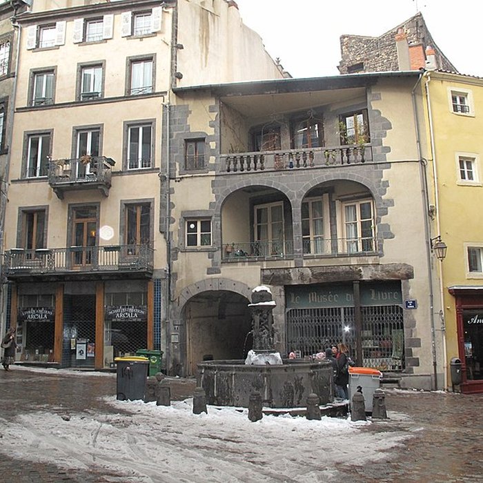 Photo de Fontaine du Terrail de Clermont-Ferrand
