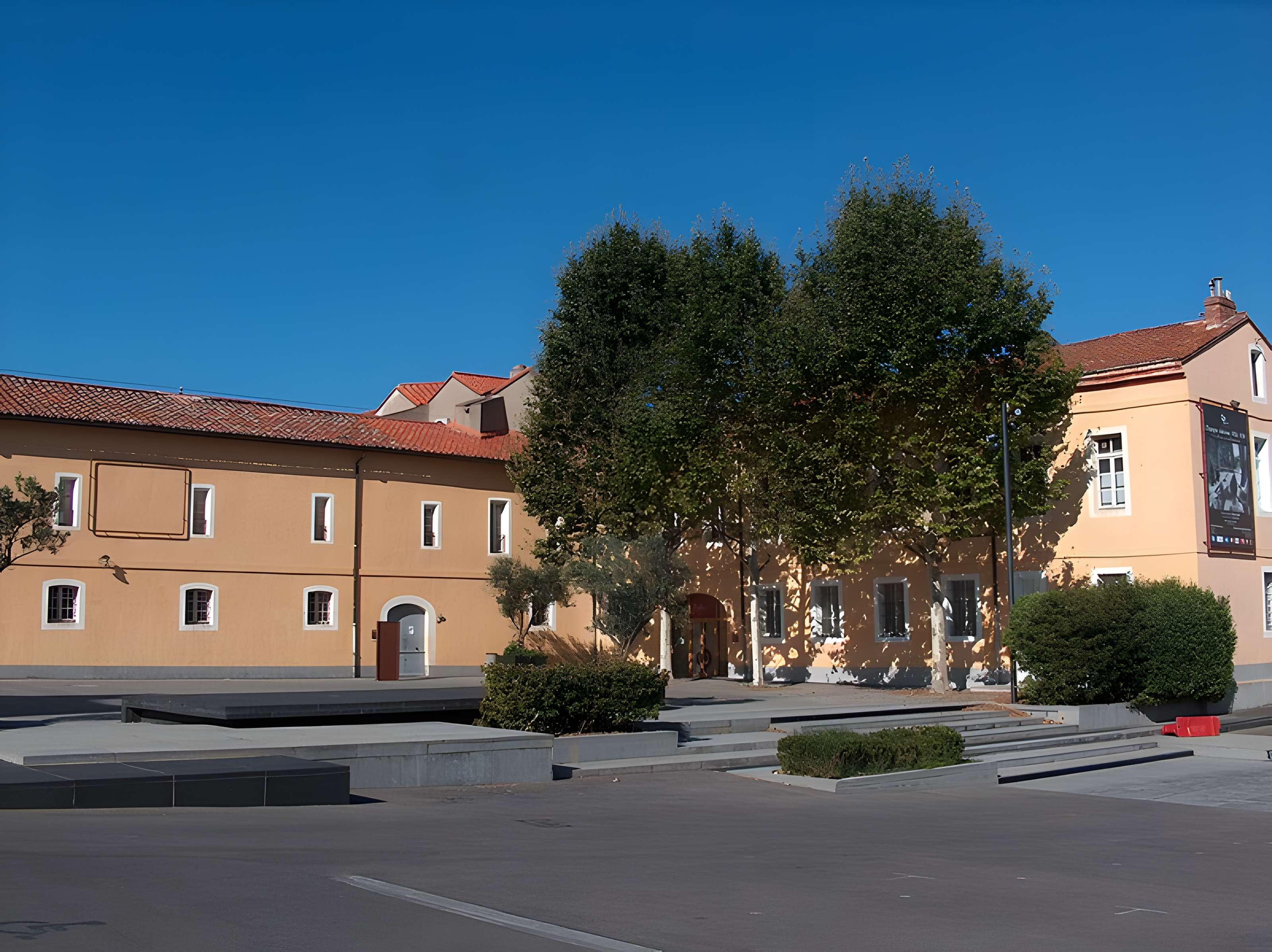 Ancien couvent Sainte-Claire