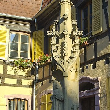 Fontaine gothique de Beblenheim