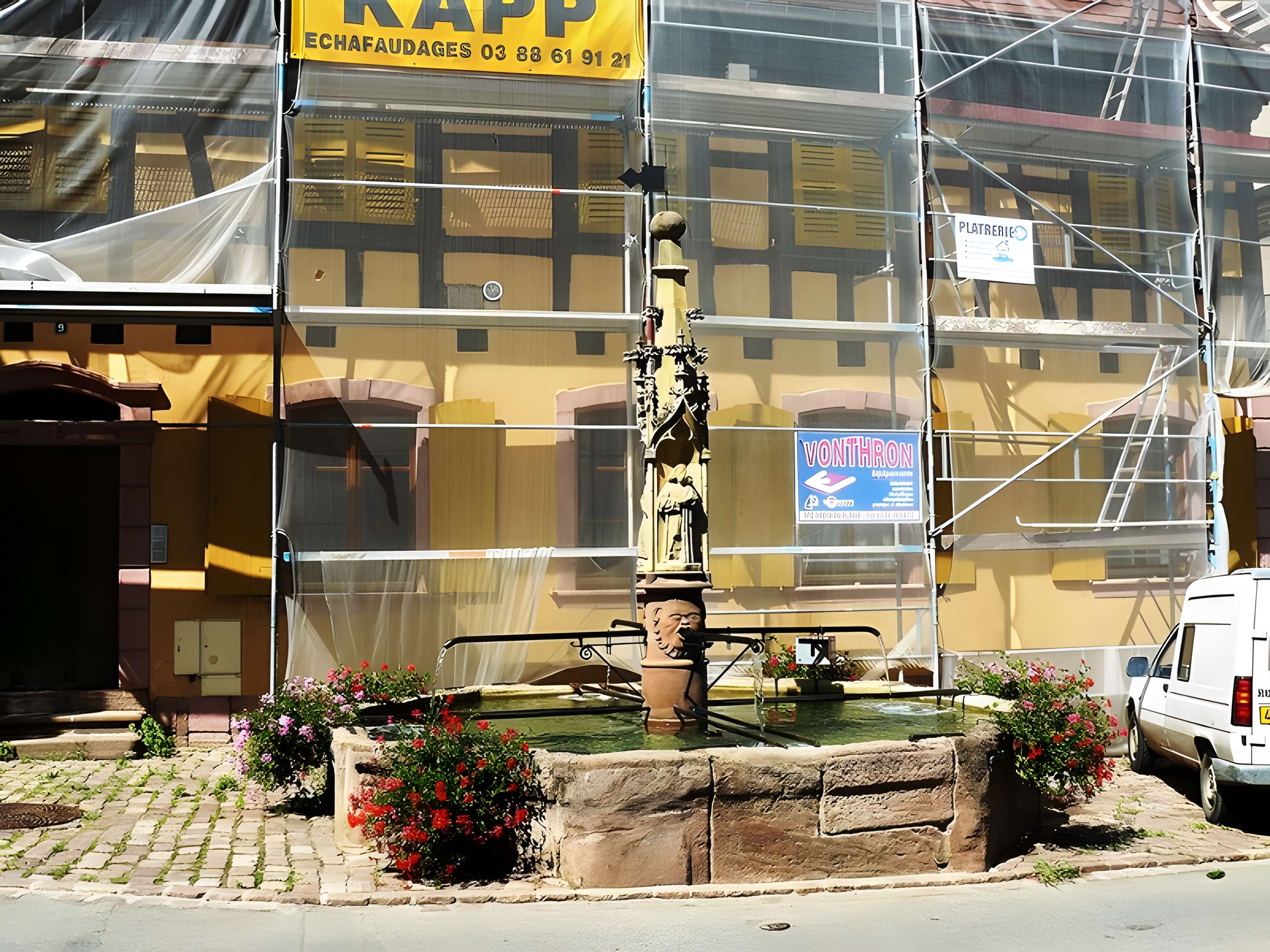 Fontaine gothique de Beblenheim 