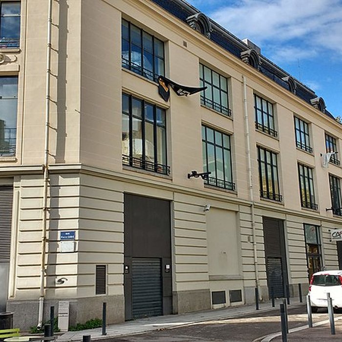 Photo de Ancien magasin Aux Dames de France