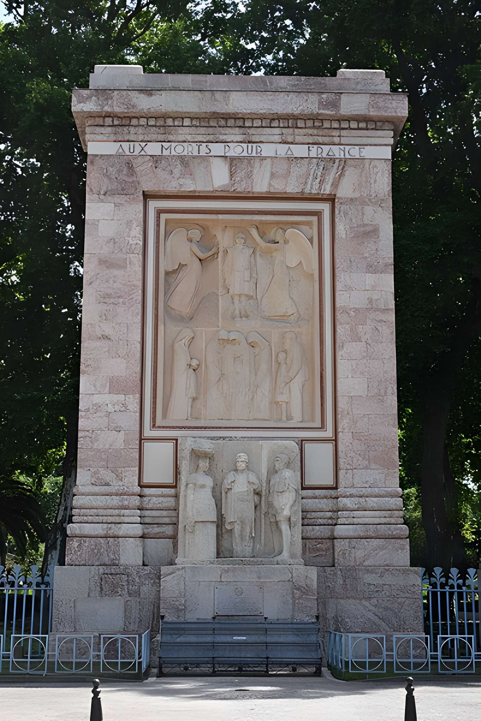 Monument aux morts départemental de la guerre de 1914-1918