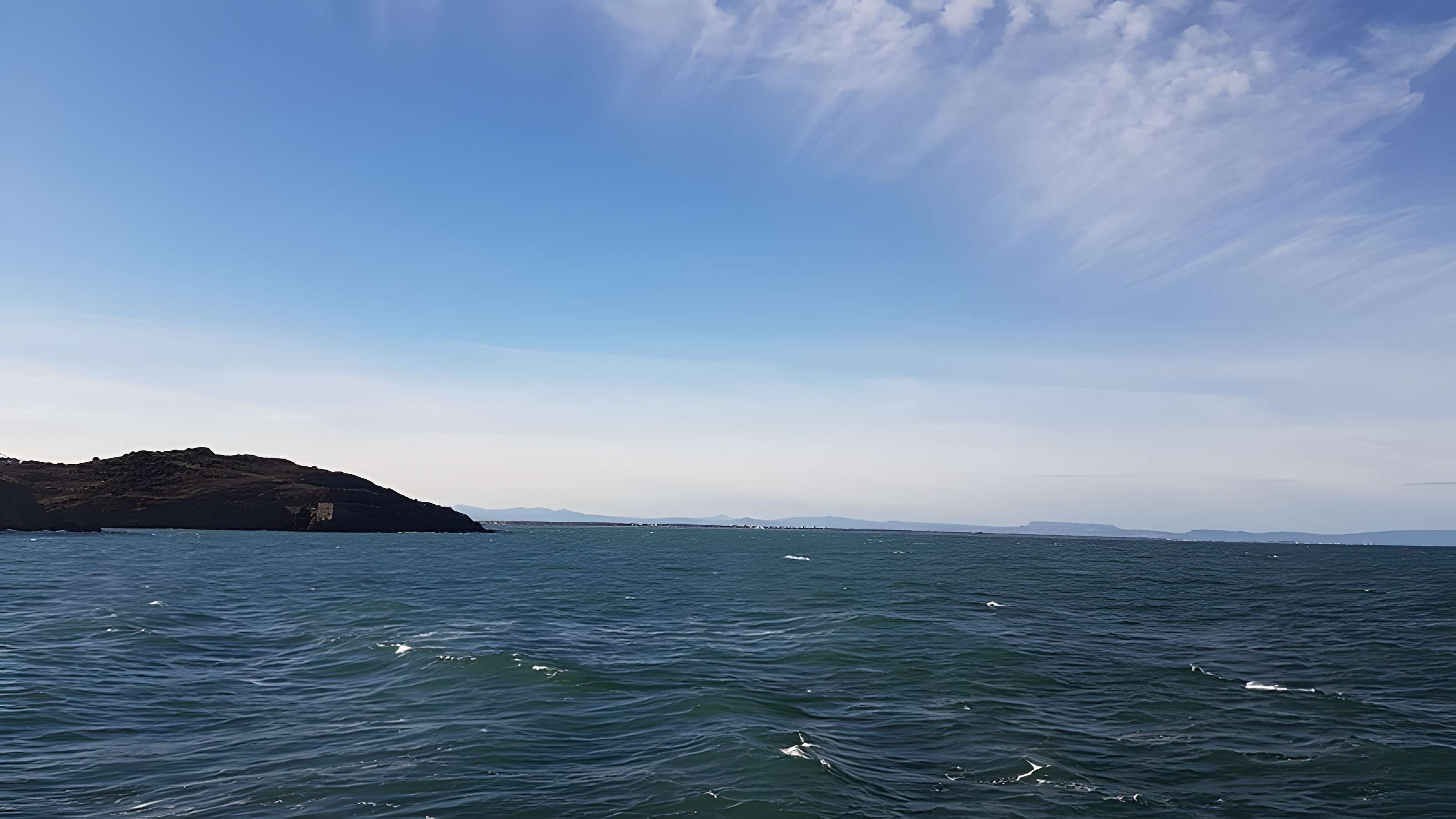 Feu métallique du môle, situé à l'extrémité du môle du port