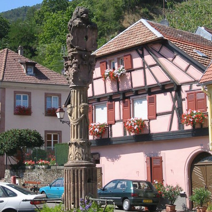 Photo de Fontaine Place de la République à Ribeauvillé