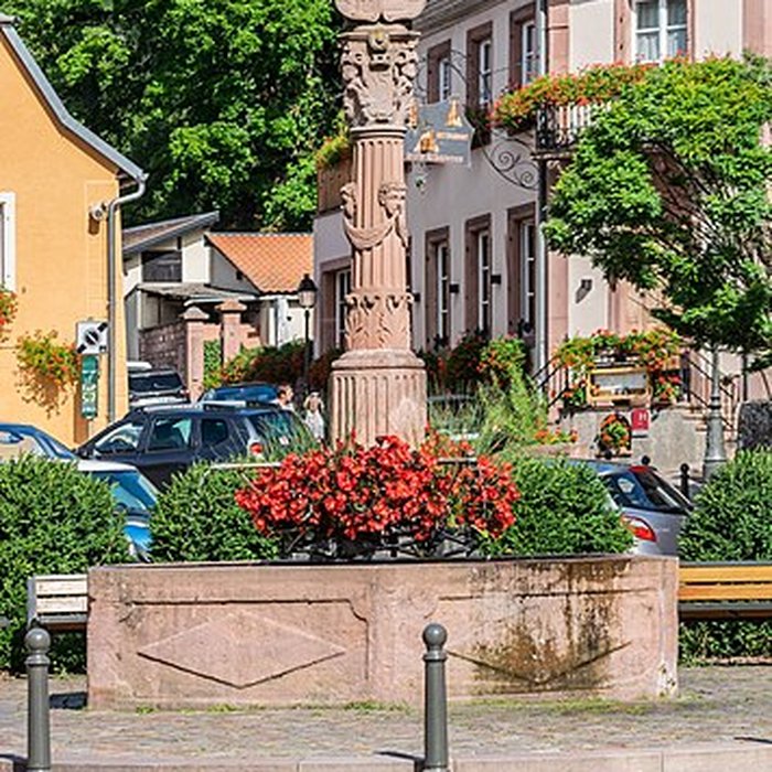 Photo de Fontaine Place de la République à Ribeauvillé