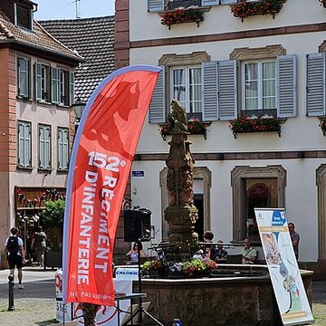Fontaine Place de lHôtel-de-Ville à Ribeauvillé