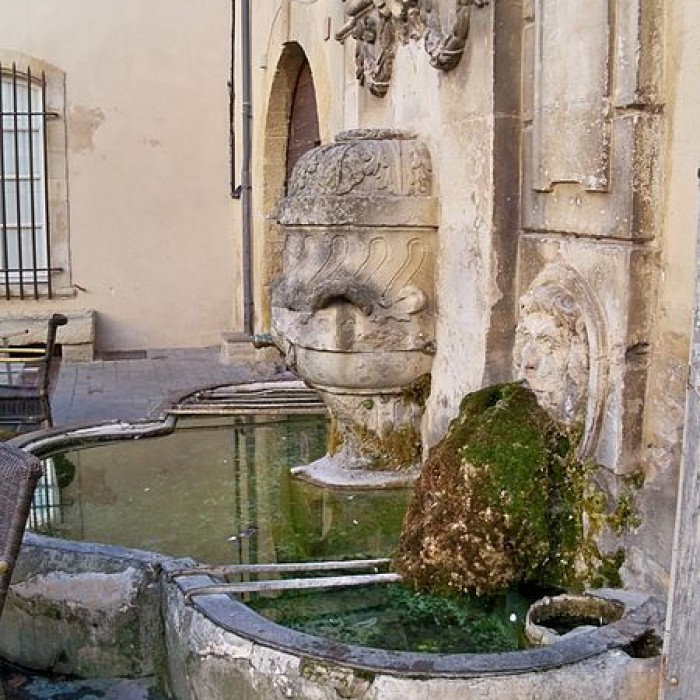 Photo de Fontaine publique de Lourmarin