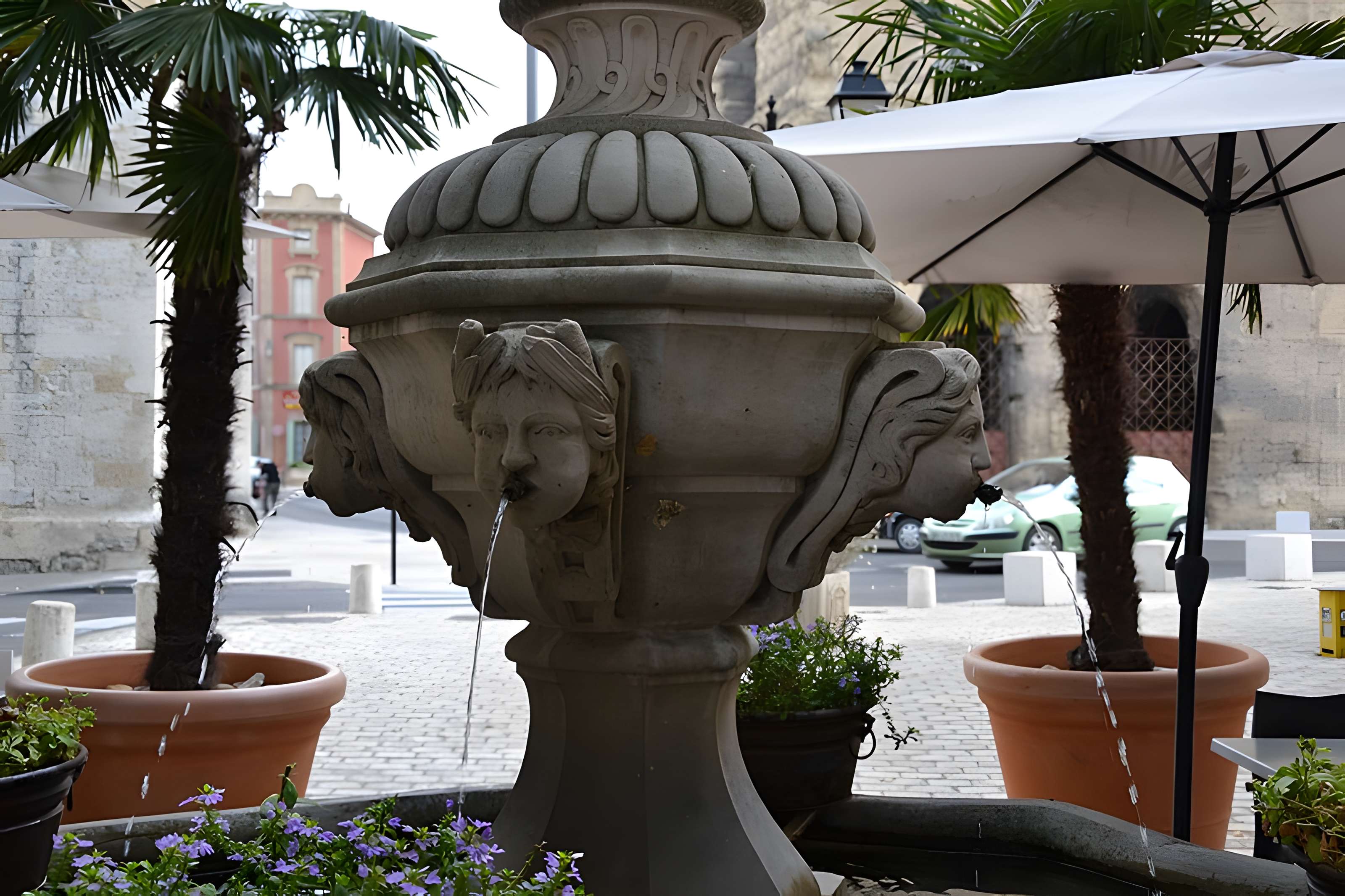 Fontaine publique d'Orange