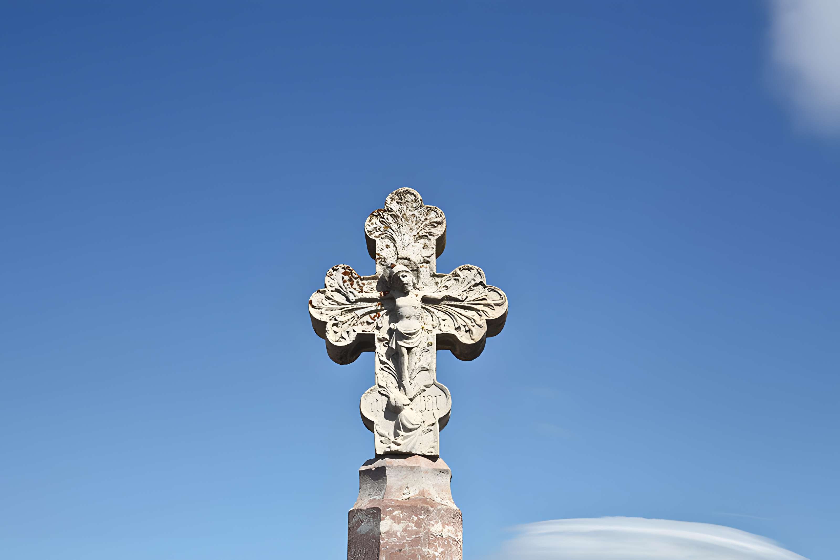 Croix de cimetière