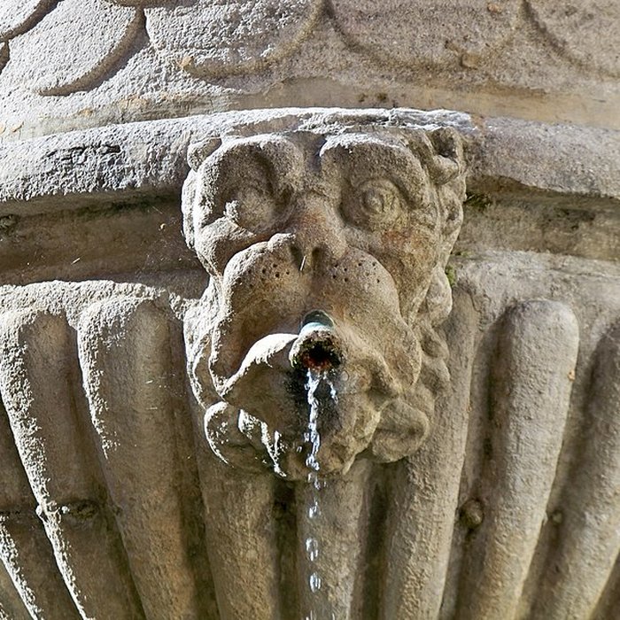 Photo de Fontaine Reboul de Pernes-les-Fontaines