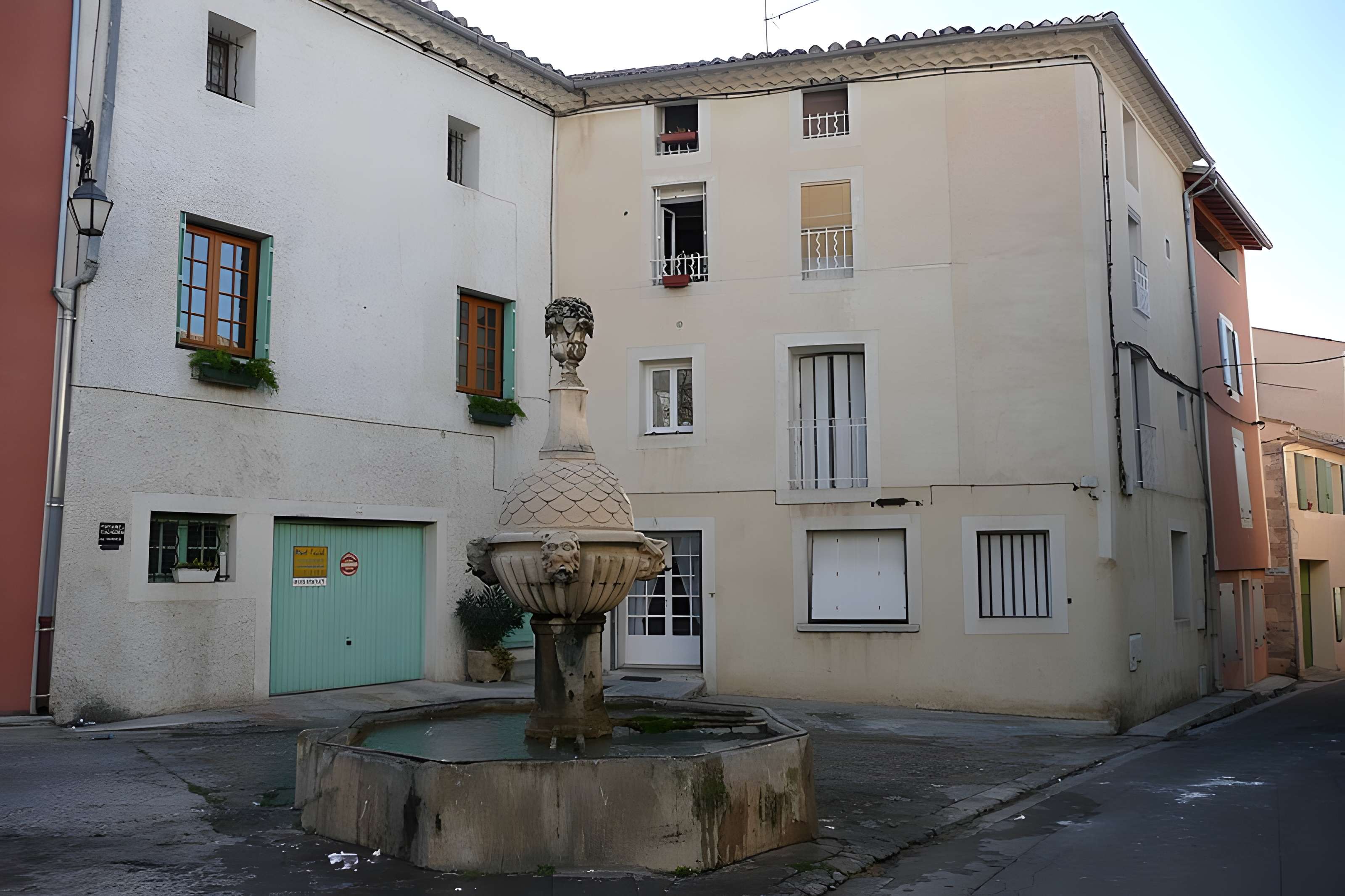 Fontaine Reboul de Pernes-les-Fontaines