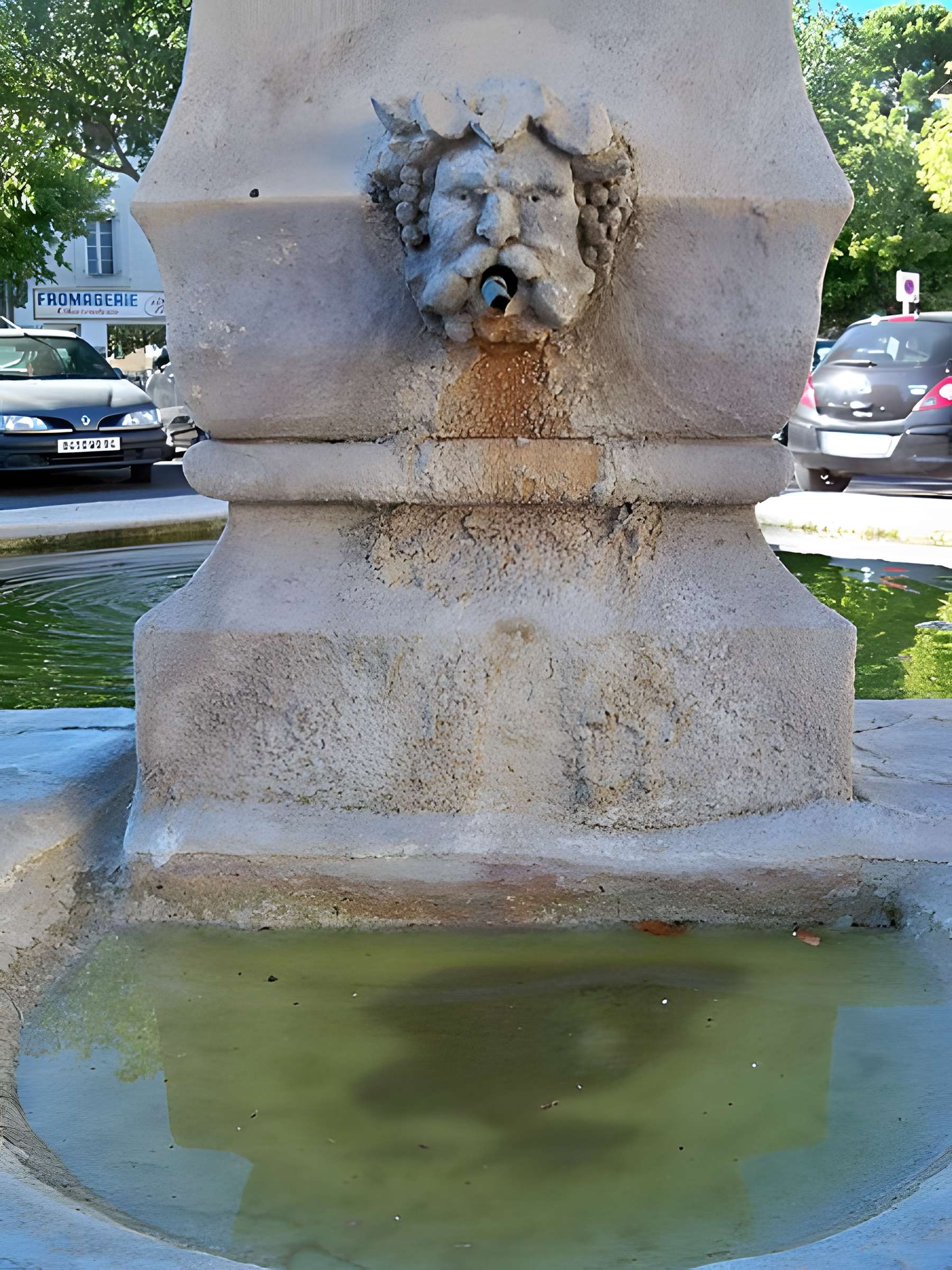 Fontaine Reboul de Pernes-les-Fontaines