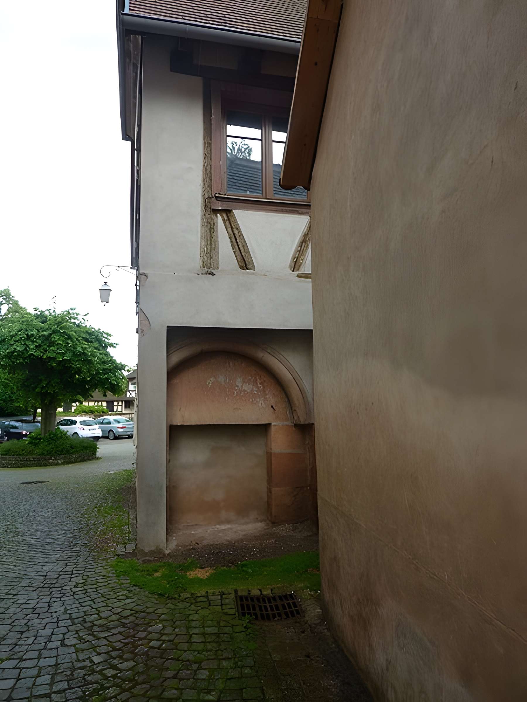 Immeuble (ancienne salle capitulaire)