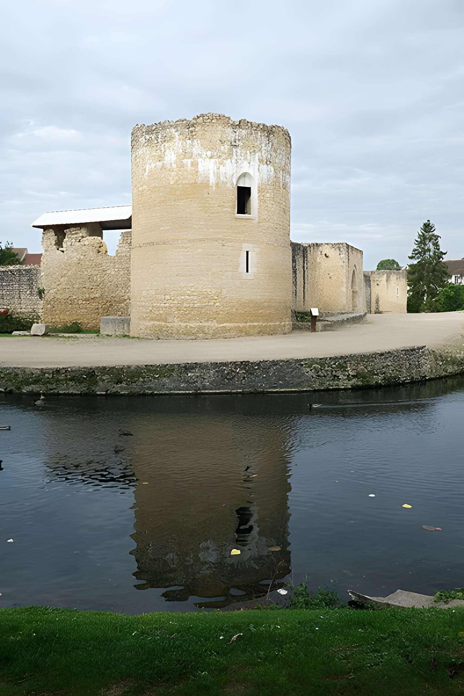 Château de Brie-Comte-Robert