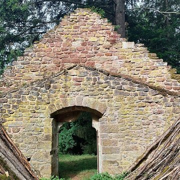 Ancienne église paroissiale du village disparu de Birsbach, dite Heidenkirche
