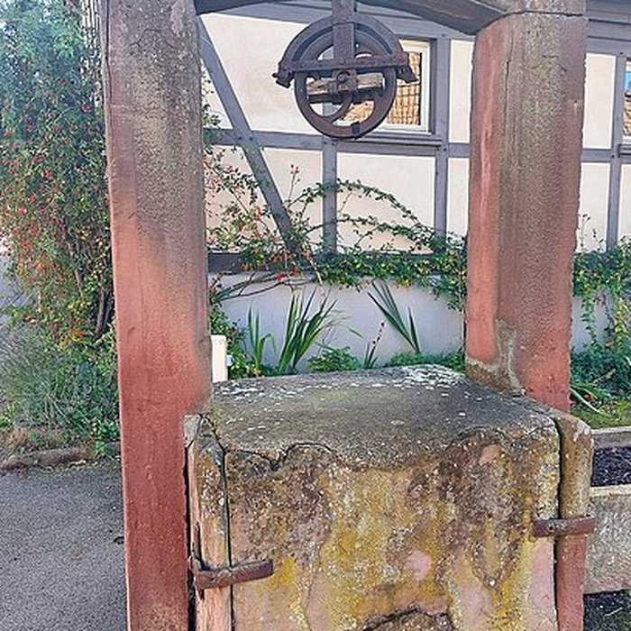 Photo de Puits daté de 1563