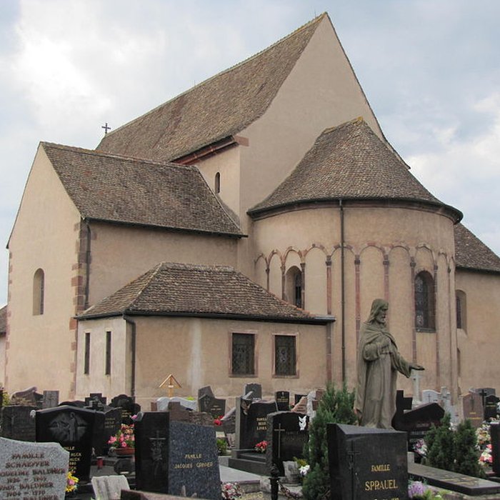 Photo de Eglise Saint-Trophime et quatre statues en bois sculptées