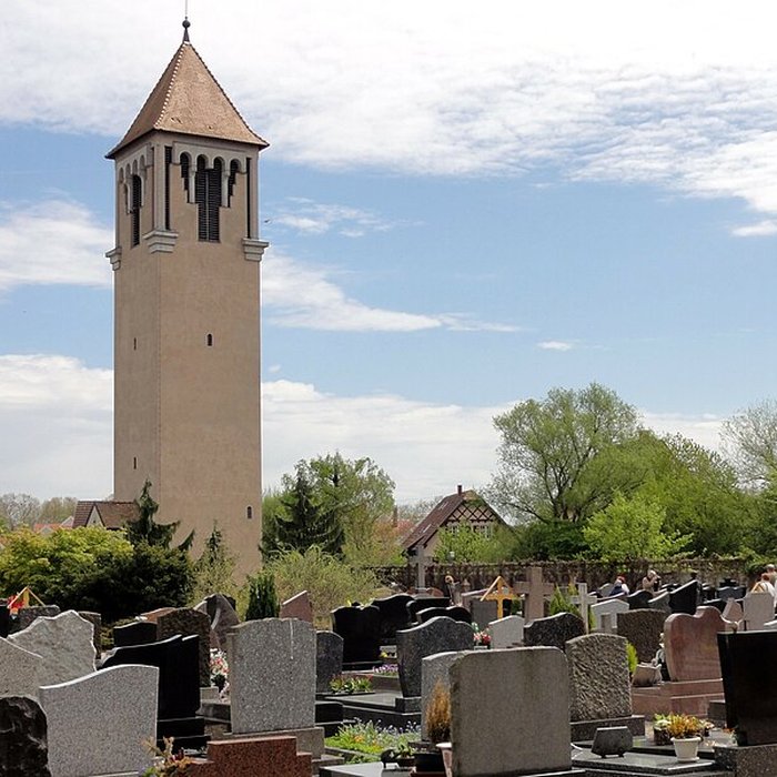 Photo de Eglise Saint-Trophime et quatre statues en bois sculptées