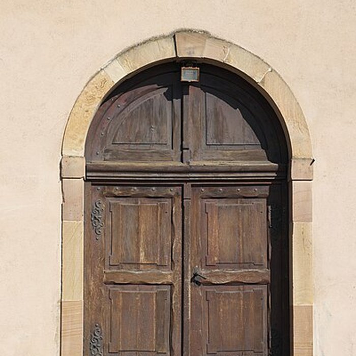 Photo de Eglise Saint-Trophime et quatre statues en bois sculptées