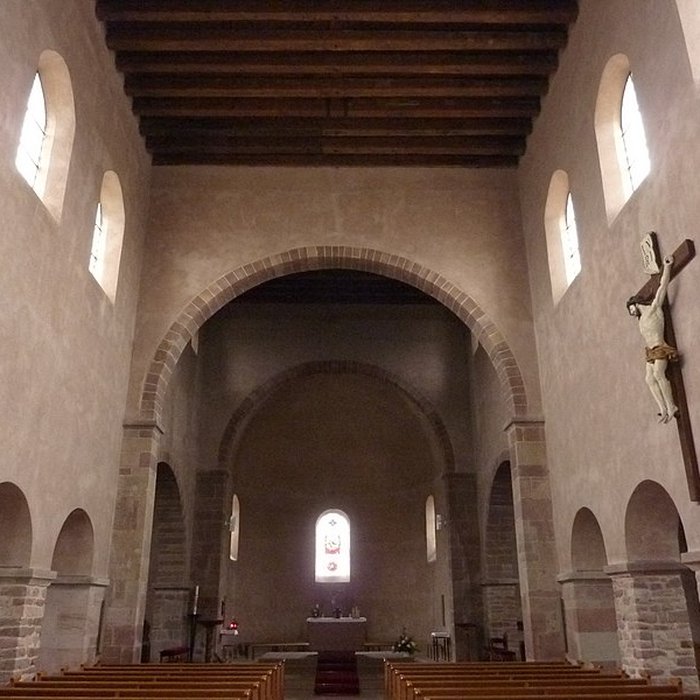 Photo de Eglise Saint-Trophime et quatre statues en bois sculptées