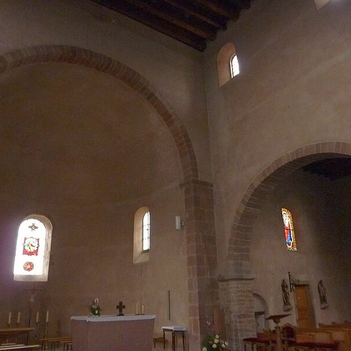 Photo de Eglise Saint-Trophime et quatre statues en bois sculptées