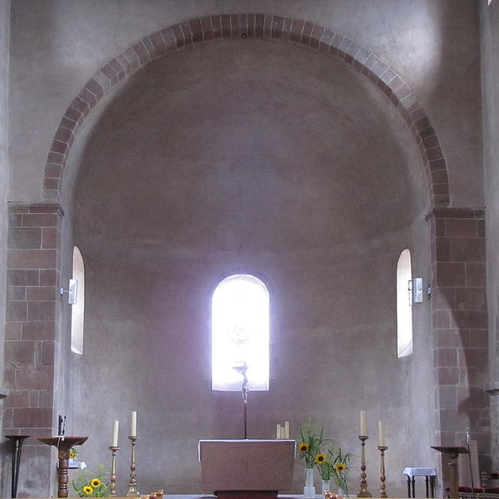 Photo de Eglise Saint-Trophime et quatre statues en bois sculptées