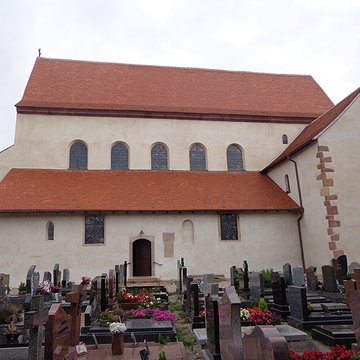Eglise Saint-Trophime et quatre statues en bois sculptées