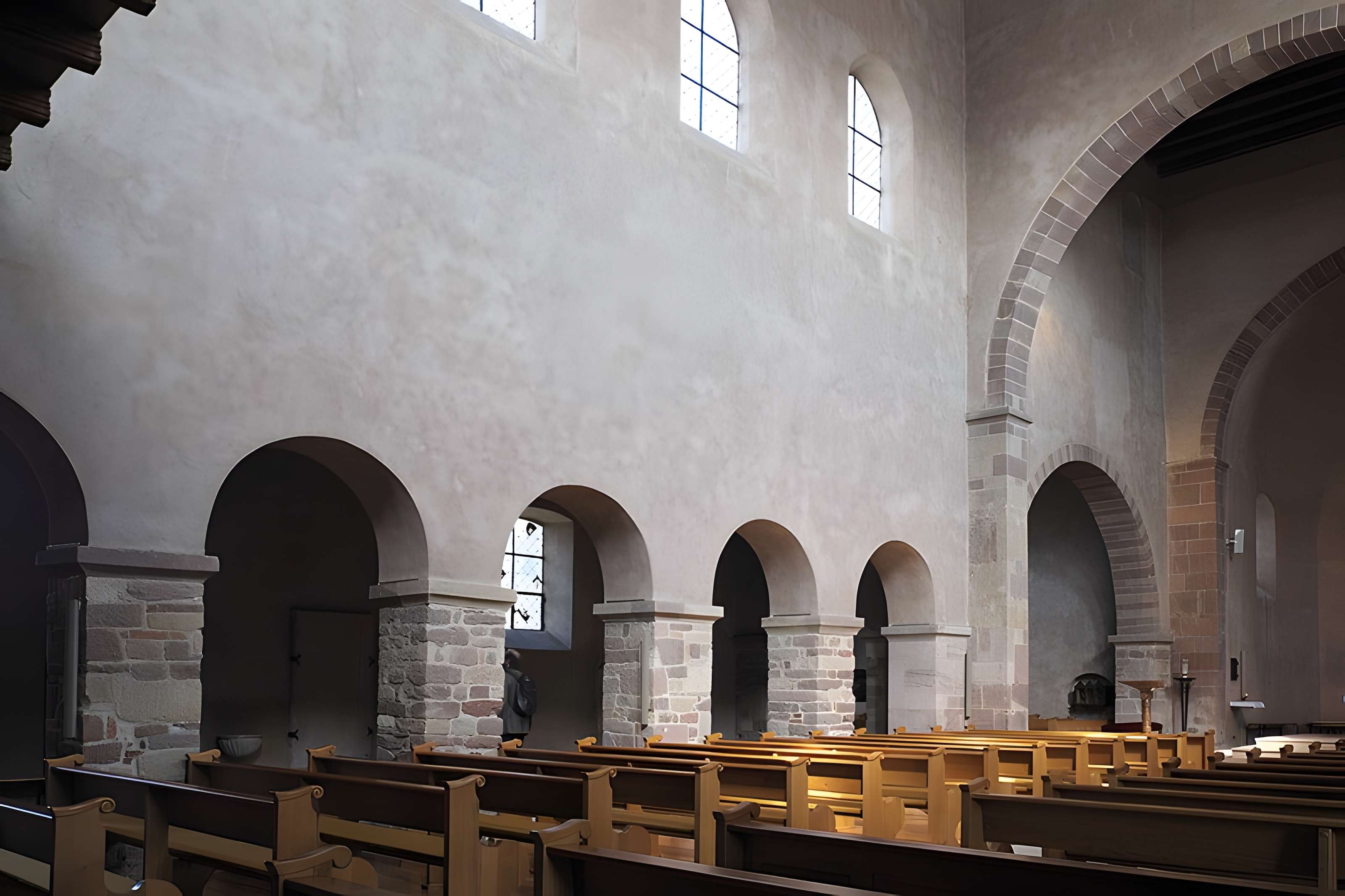 Eglise Saint-Trophime et quatre statues en bois sculptées